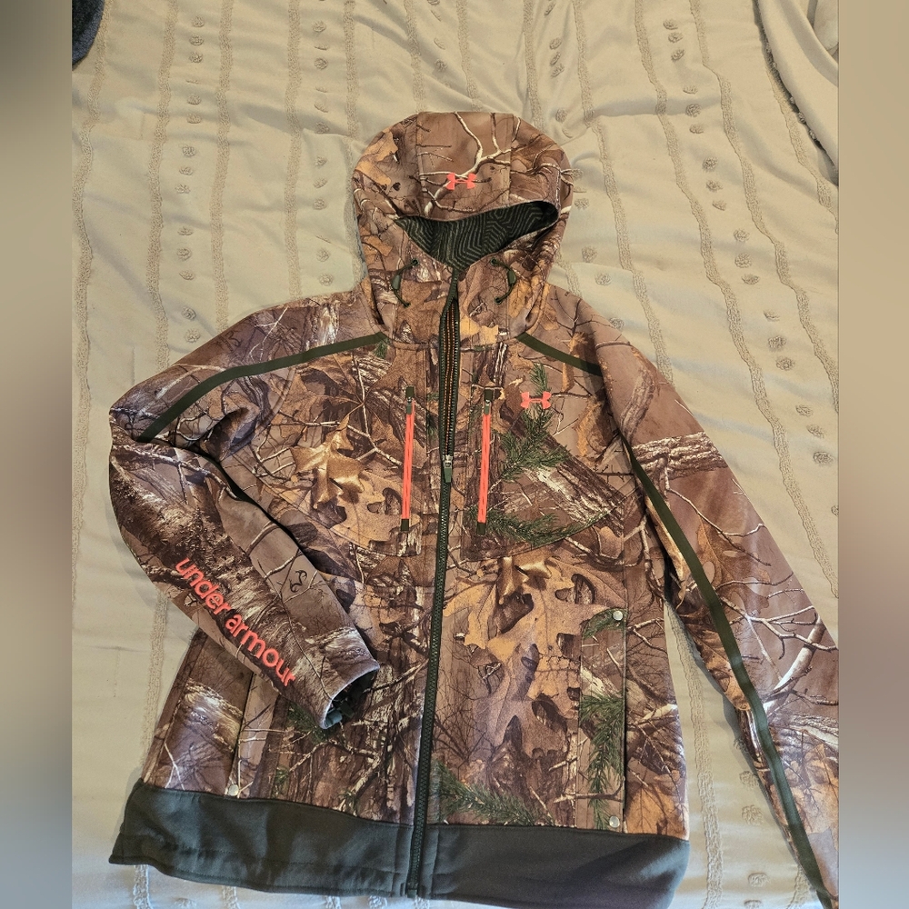 Woman's UA Storm Jacket